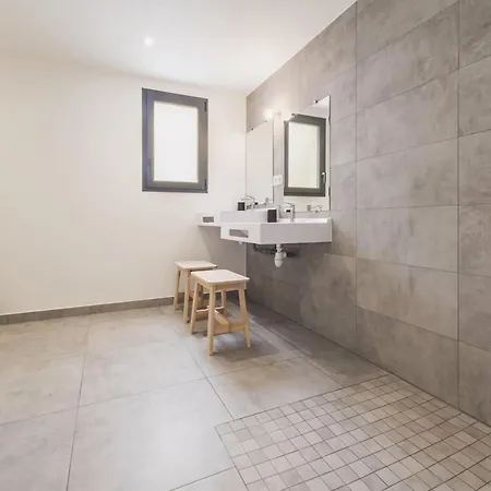 Semesterbostad Spacieuse Maison De Plain-pied Au Calme - Fr-1-306-1359 La Haie-Fouassiere